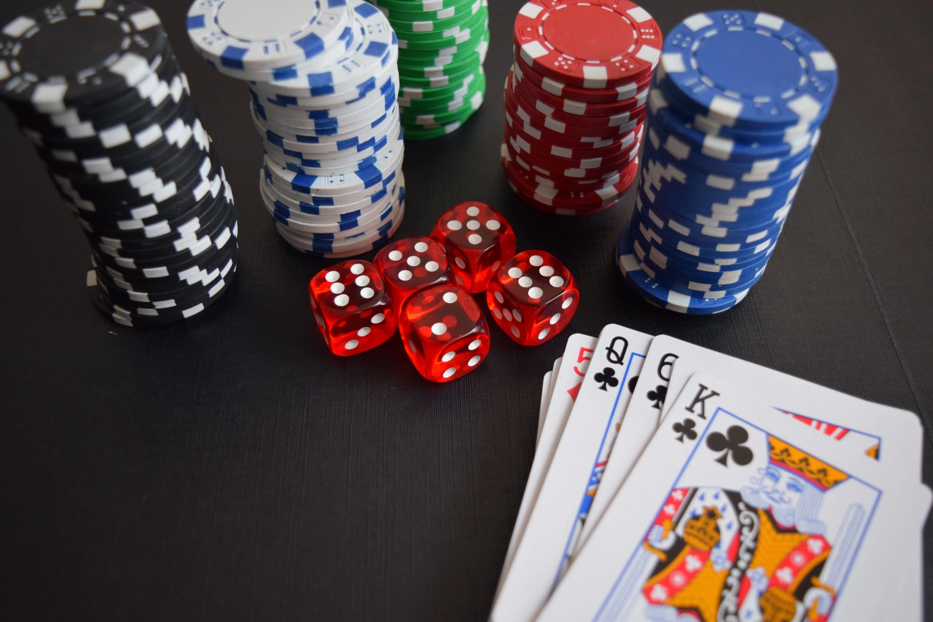 Learn How to Calculate Poker Outs Like the Pros with Jurojin Poker