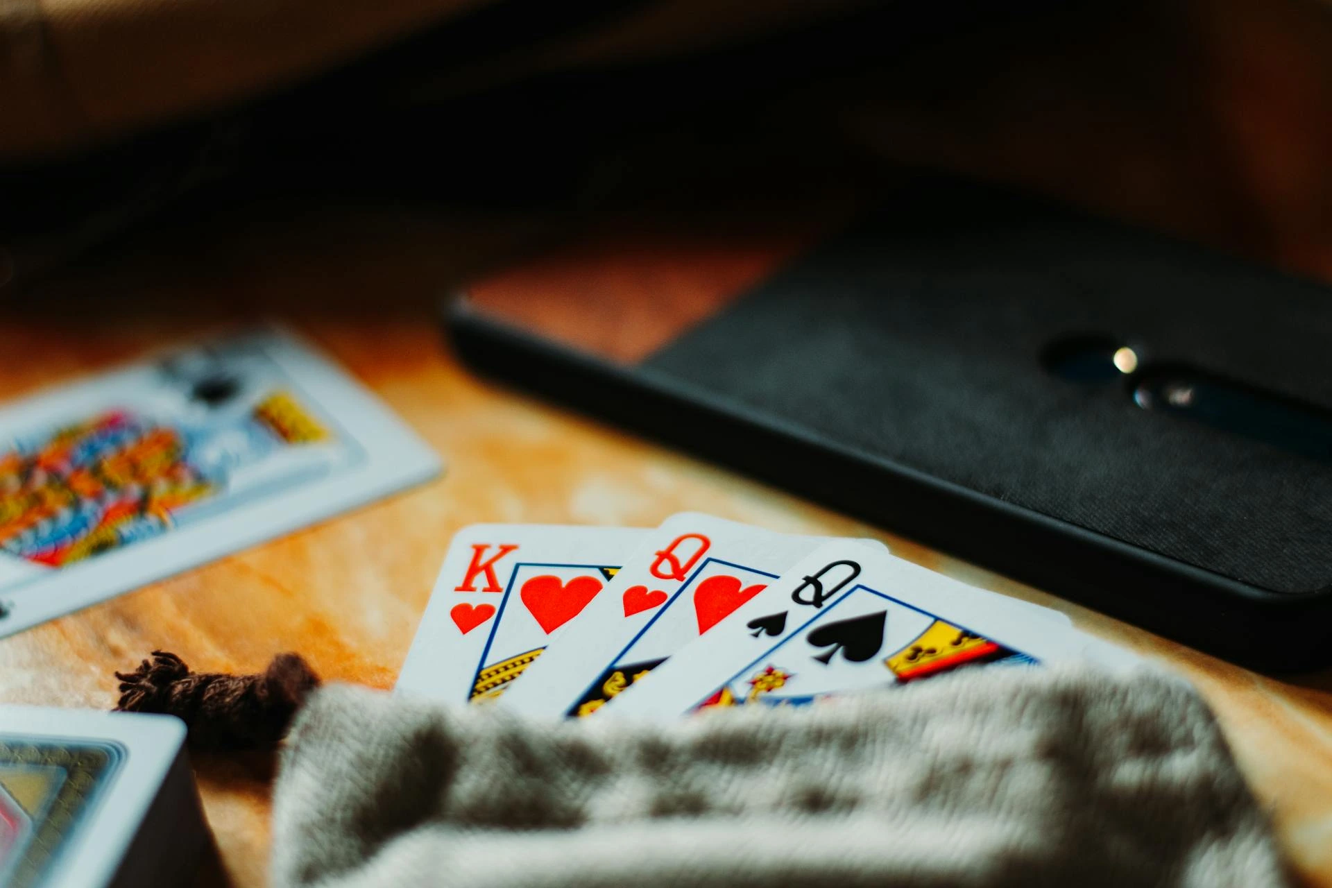 Is 3 Card Poker Driven by Luck or Skill, and Can Players Actually Win Real Money Online? Find Out Here.